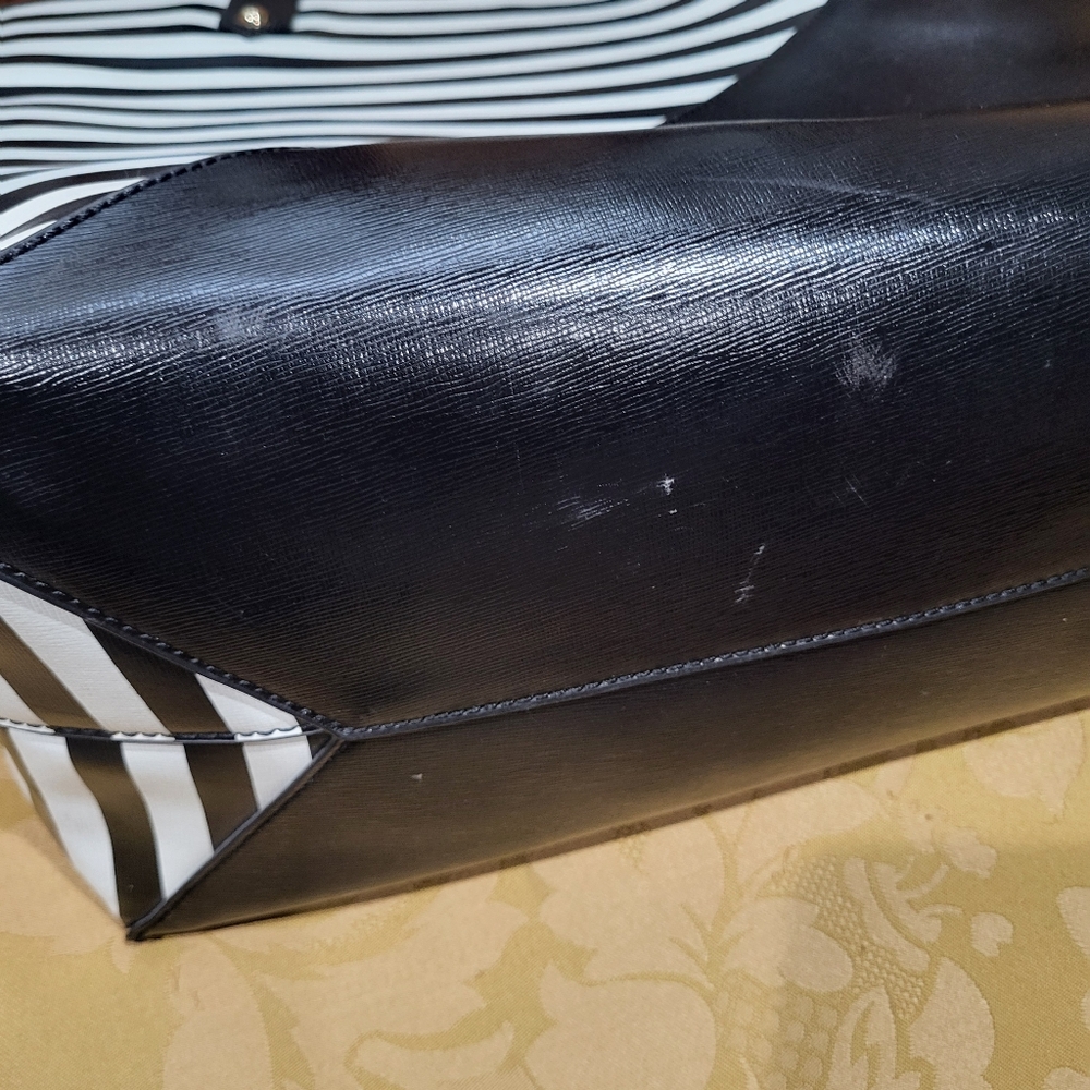 Black & White Faux Leather Lined Tote Bag - Picture 8 of 8